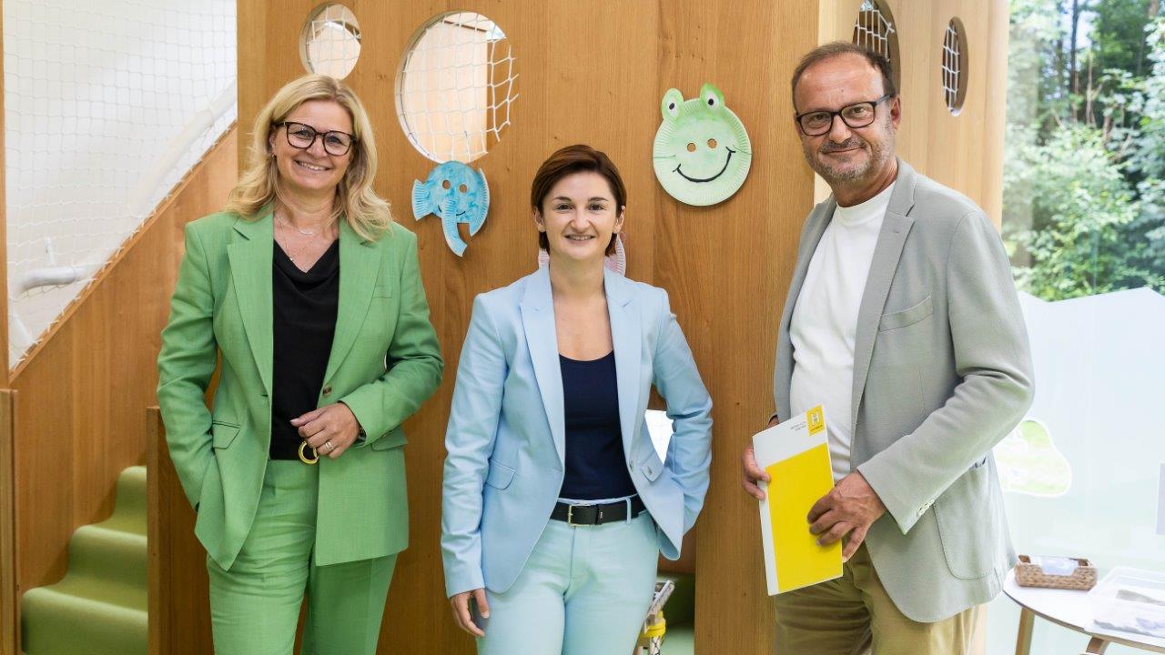 Vorschaubild zum Video: Einblicke in die KinderVilla Urstein