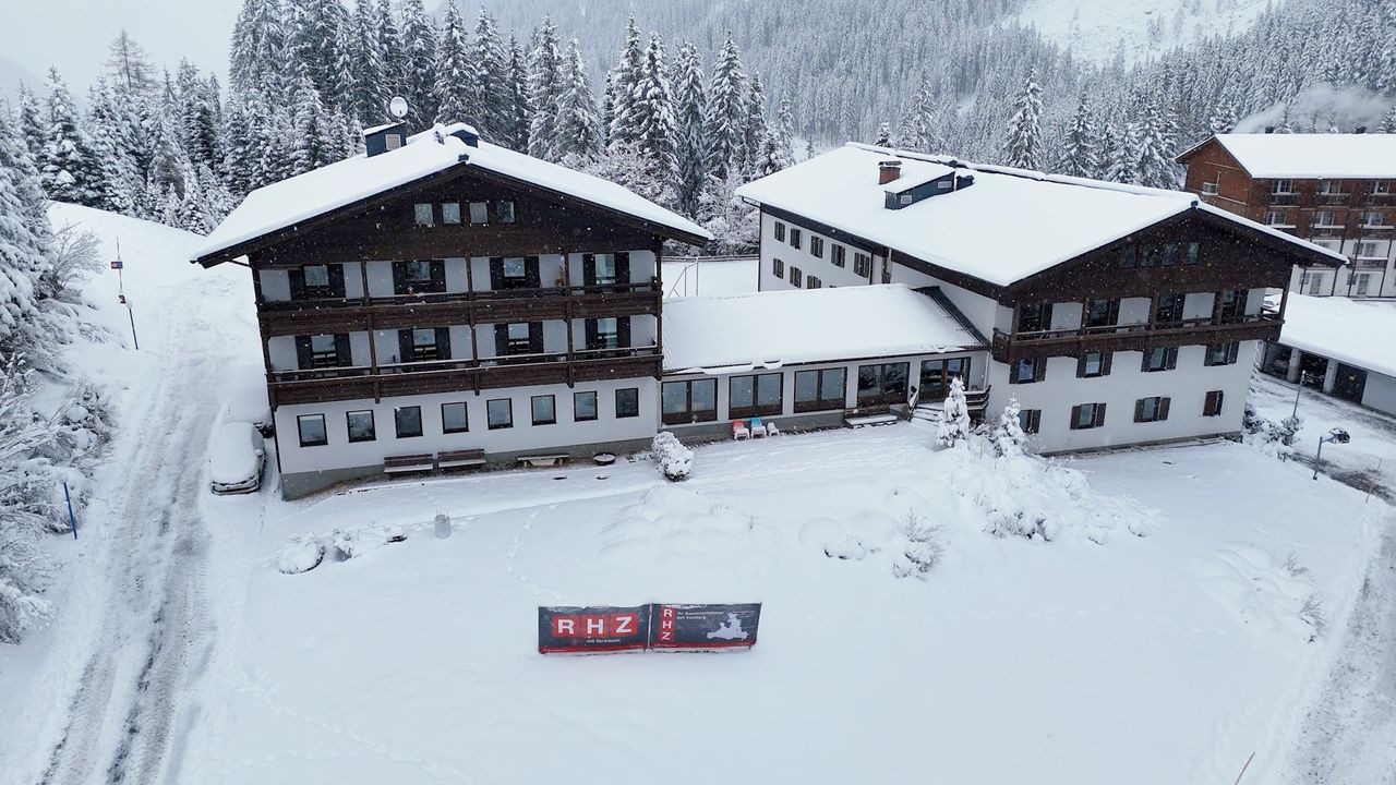 Start der großen Sanierung im Schulschiheim Zauchensee